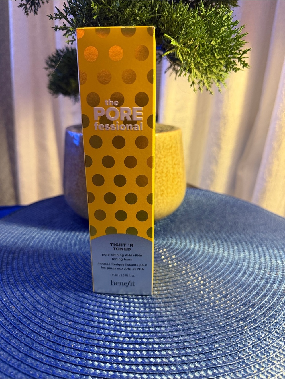 Benefit The POREfessional Tight 'N Toned - Yellow and Gold Packaging